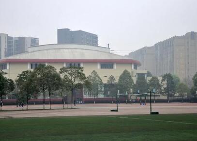 成都外國語學校怎么樣、好不好