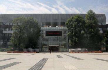 四川育英醫科校