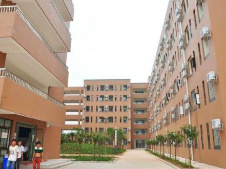 資陽哪個中專比較好