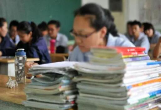 初中畢業(yè)可以到外省讀高中嗎