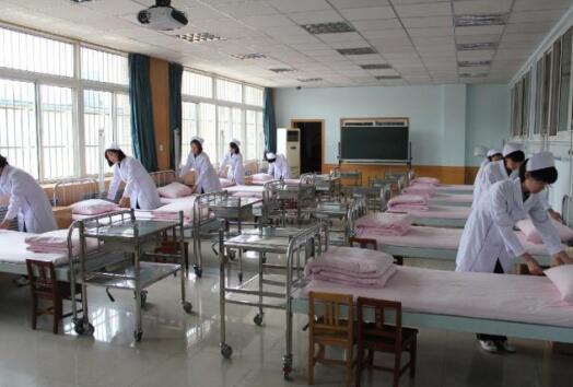 成都成醫一附院護士學校