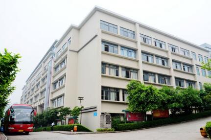 重慶市渝州職業中專學校環境