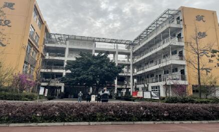 成都市建筑職業中專校新校區