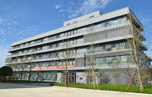 成都市青蘇職業(yè)中專學(xué)校教學(xué)樓