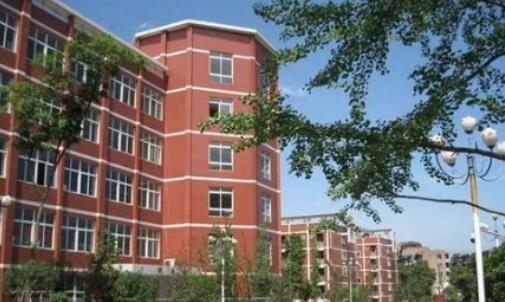 成都經(jīng)濟(jì)技術(shù)開發(fā)區(qū)職業(yè)技術(shù)學(xué)校是3＋2嗎