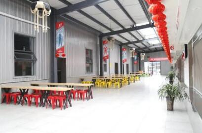 成都萬通未來技工學校