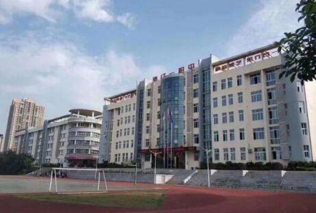 重慶墊江縣第一職業(yè)中學校