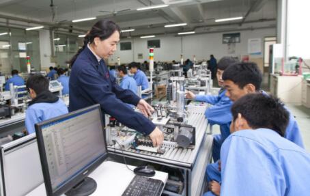 成都市莊園機電職業技術學校地址、聯系方式