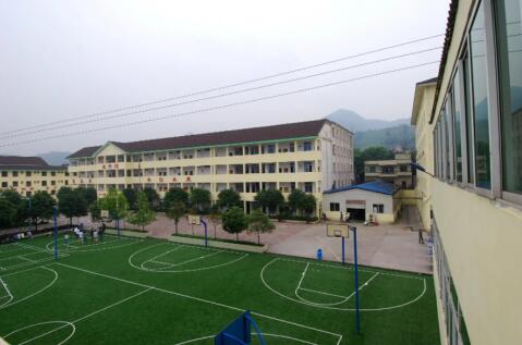 重慶市聚英技工學(xué)校怎么樣