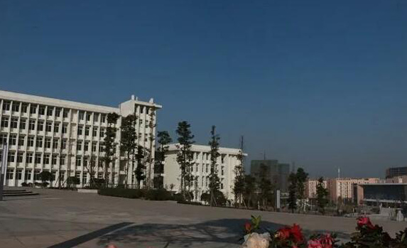 成都信息技術學校