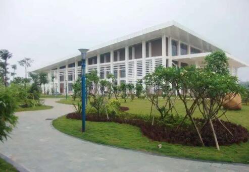 重慶市青山工業(yè)技工學(xué)校的宿舍圖片