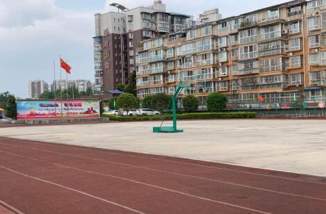 成都新運職業學校