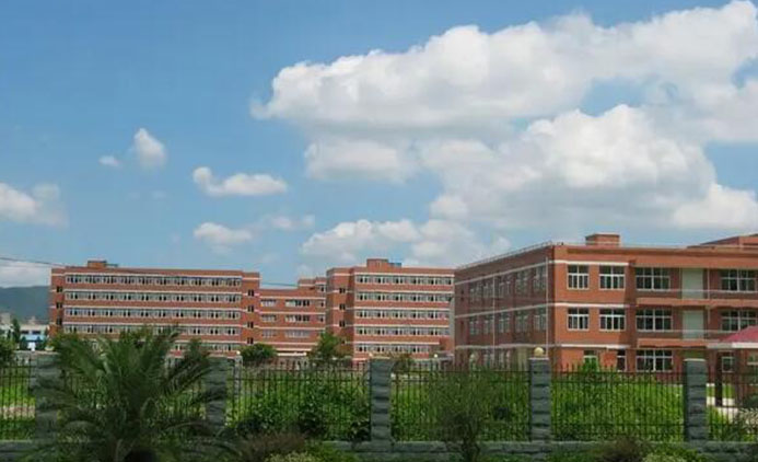 成都新運職業(yè)學(xué)校