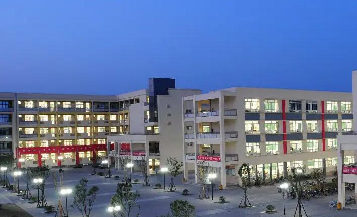 成都市現(xiàn)代職業(yè)技術(shù)學(xué)校