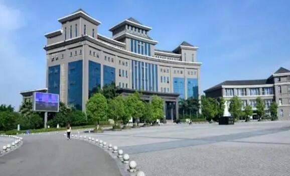 重慶市醫(yī)藥衛(wèi)生學校