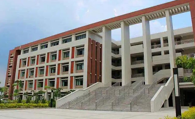 四川廣播電視中等專業(yè)學(xué)校