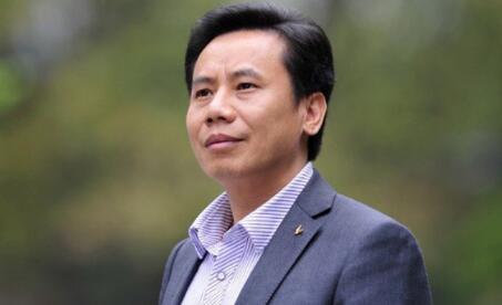 四川慧明中等專業學校校長