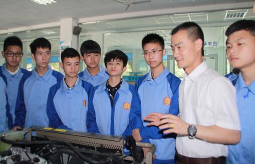 四川科華高級(jí)技工學(xué)校汽修專業(yè)