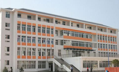 四川省漢源縣職業高級中學