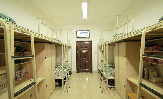 四川省劍閣縣武連職業中學宿舍環境