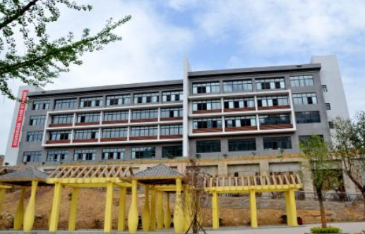 四川省南江縣職業中學