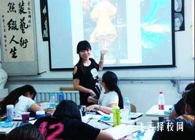 正規的服裝設計學校  哪里有服裝設計學校