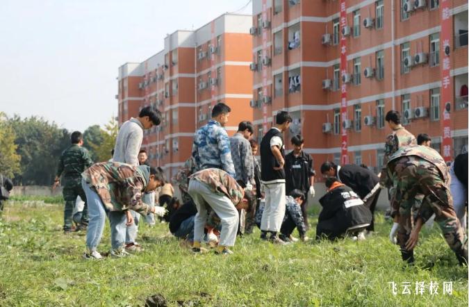 四川科創(chuàng)技工學(xué)校有幾個(gè)校區(qū)