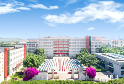 樂山計算機職業學校學費多少