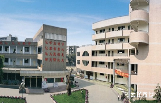 成都中和職高和財貿(mào)職業(yè)學(xué)校的區(qū)別