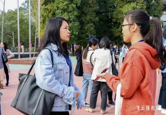 適合女生就業率高的專業排名分析