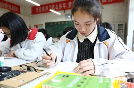 文科生單招可以讀什么學校