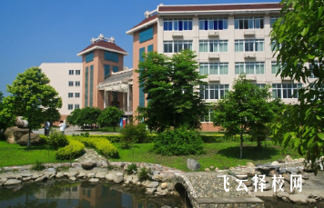 內江醫科學校助產專業介紹