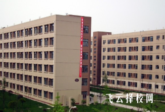 成都華大職業(yè)學(xué)校在哪里