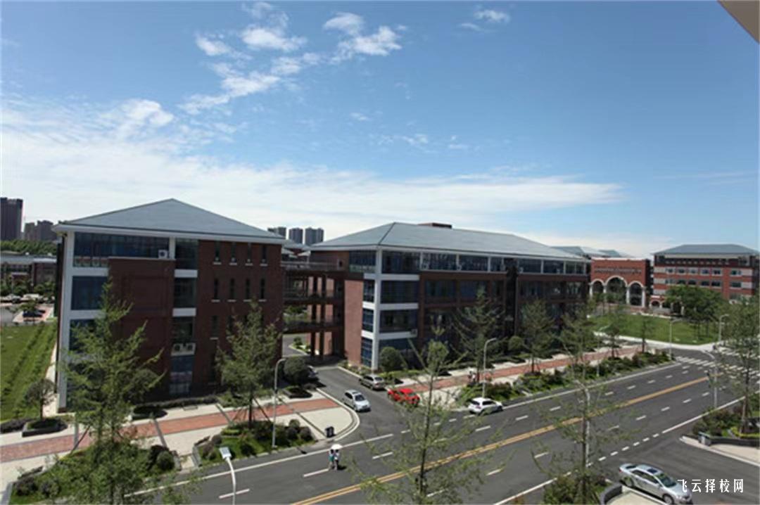 成都紡織高等專科學(xué)校2024年單招考什么