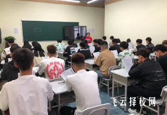 四川單招集訓班多少錢