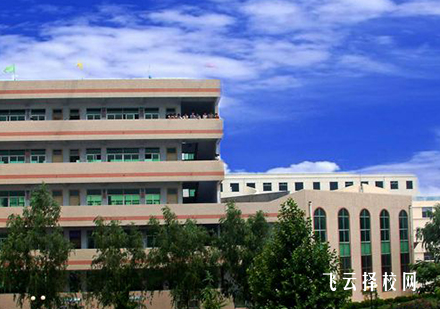 四川省鄰水縣興仁職業(yè)中學(xué)2024報(bào)名條件