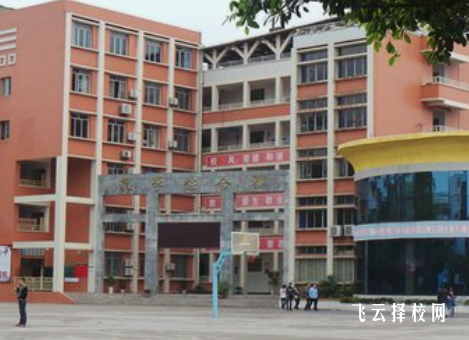 四川省瀘縣建筑職業(yè)中專學(xué)校2024報名條件