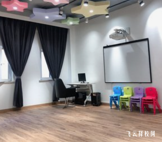 成都藝考生補習高考文化課多少錢