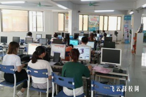 春季高考培訓費用多少