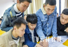 16歲讀職高還是打工