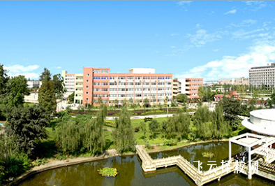 成績不是很好,讀職高還是普高