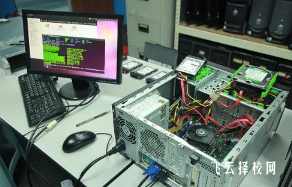 大邑縣技工學校哪個專業(yè)前景好