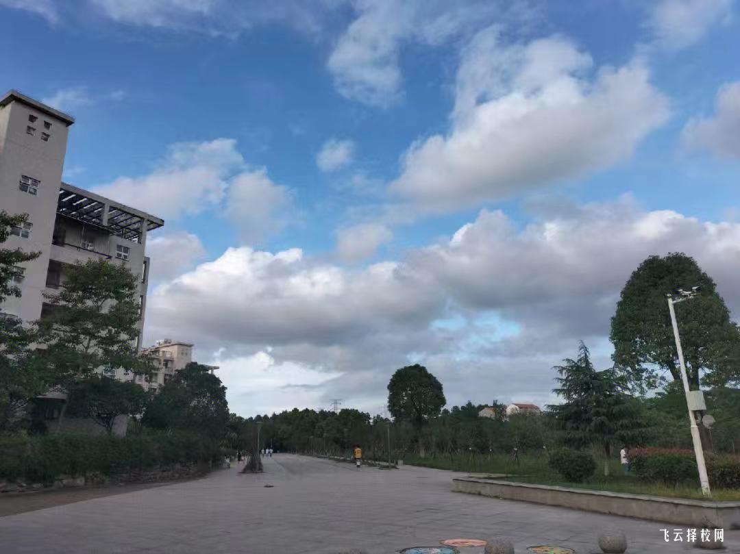 德陽黃許職業中專學校2024招生簡章