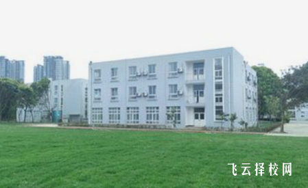 成都光華技工學(xué)校2024招生簡章