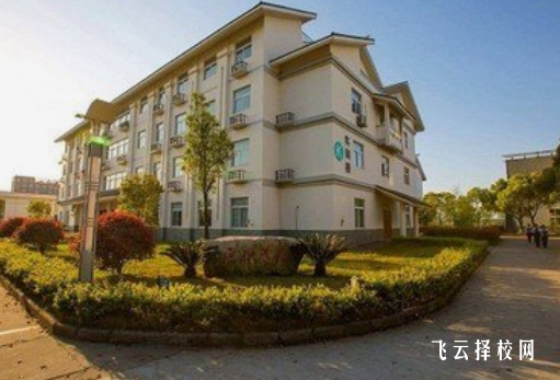 成都市財(cái)貿(mào)職業(yè)高級(jí)中學(xué)2024招生簡(jiǎn)章