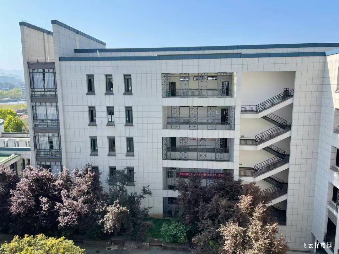 四川省東坡中等職業學校2024招生簡章