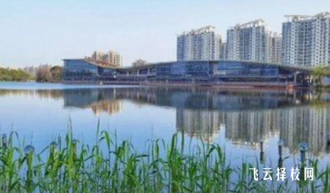 初中讀私立學(xué)校多少費(fèi)用