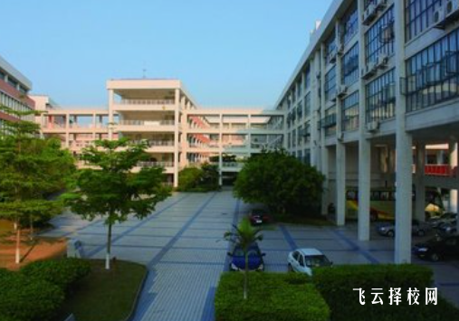 高中和中專哪個含金量高