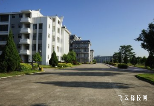 高中交的學費包括什么