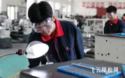 上技校有什么要求嗎